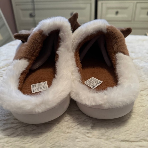 cute brown cow slippers BRAND NEW!! - Picture 5 of 6